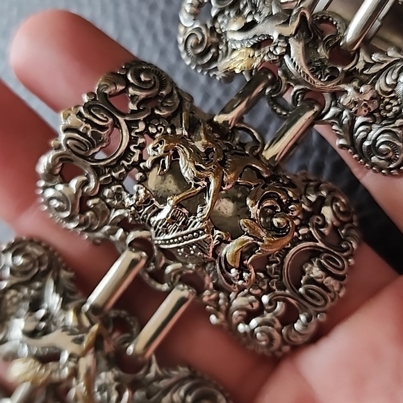 VTG Napier Griffin & Dragon bracelet - Picture 2 of 12